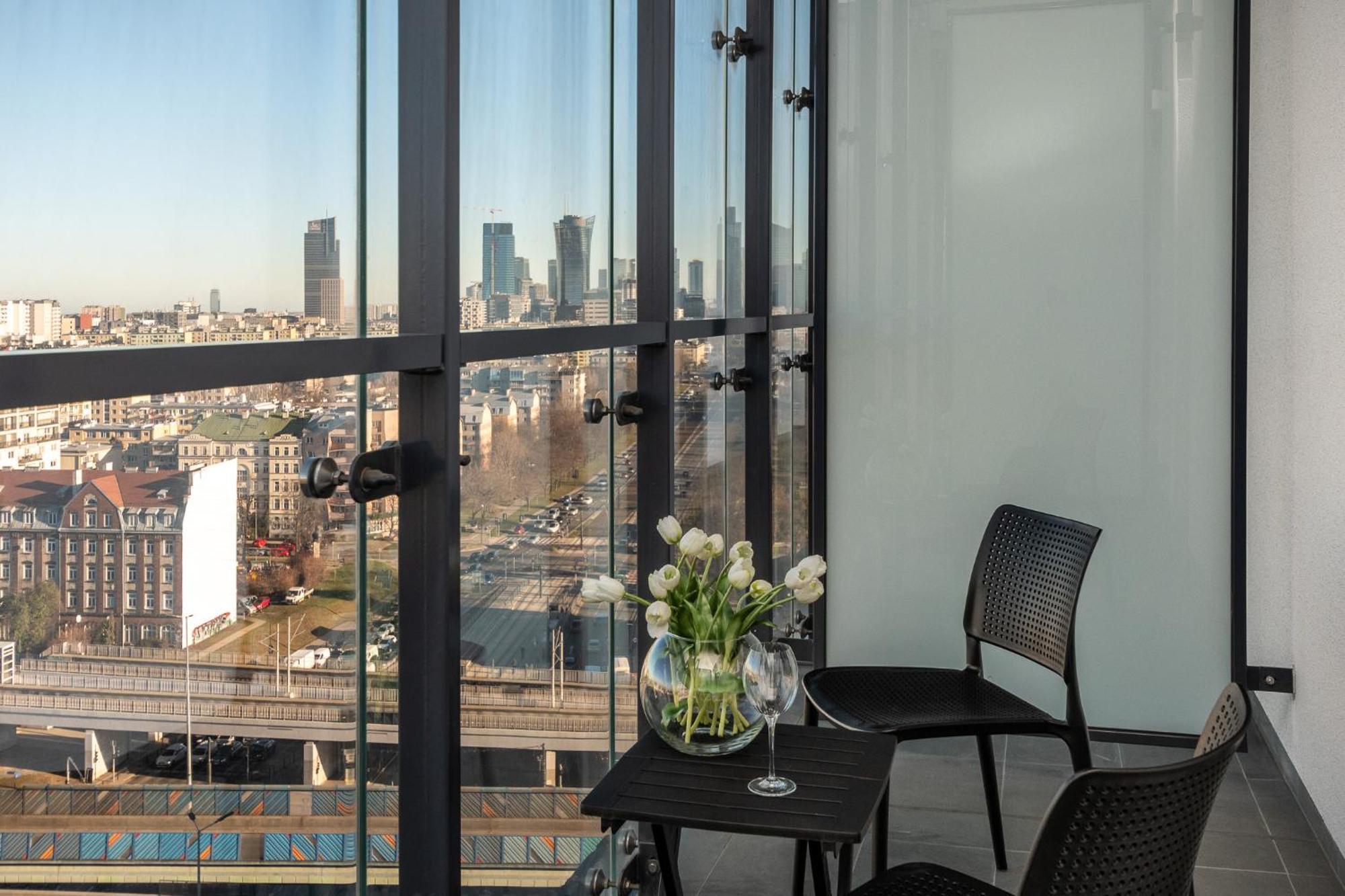 Kasprzaka 29 Bliska Wola Tower By Perfect Apart Warsaw Exterior photo